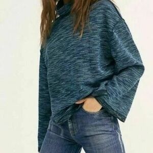 Free People Women's Blue Sunny Days Knit Oversized Turtleneck Sweater Top XS